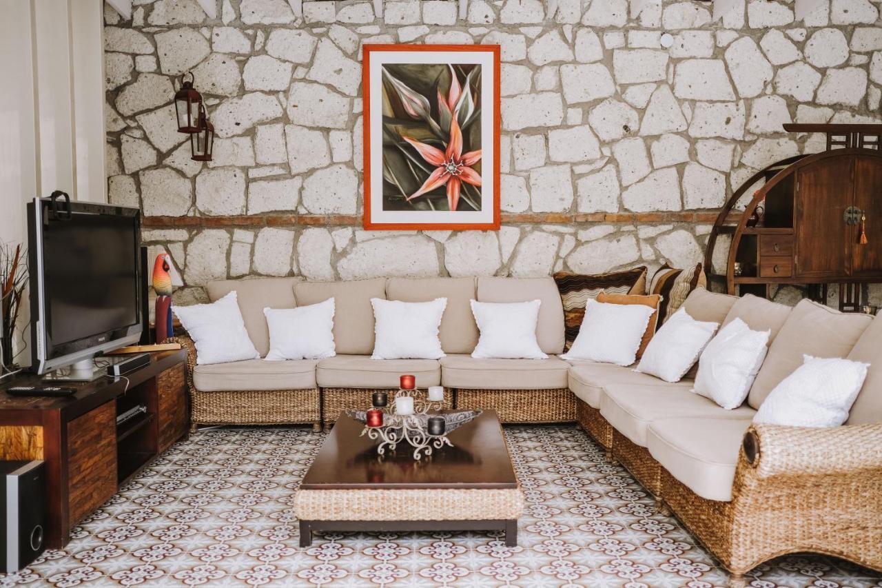 Deruni Butik Hotel Ізмір Екстер'єр фото
